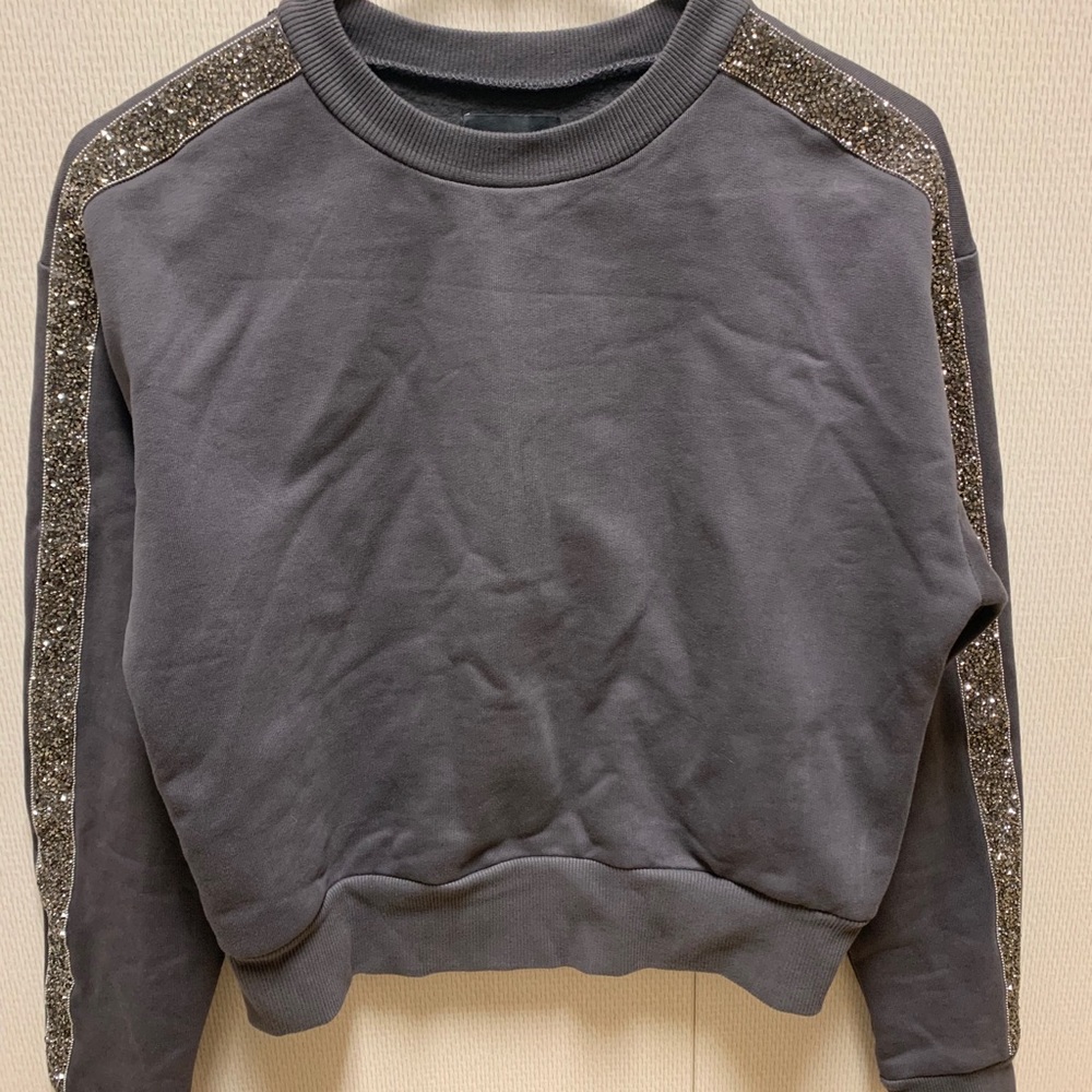 Greg sweater
